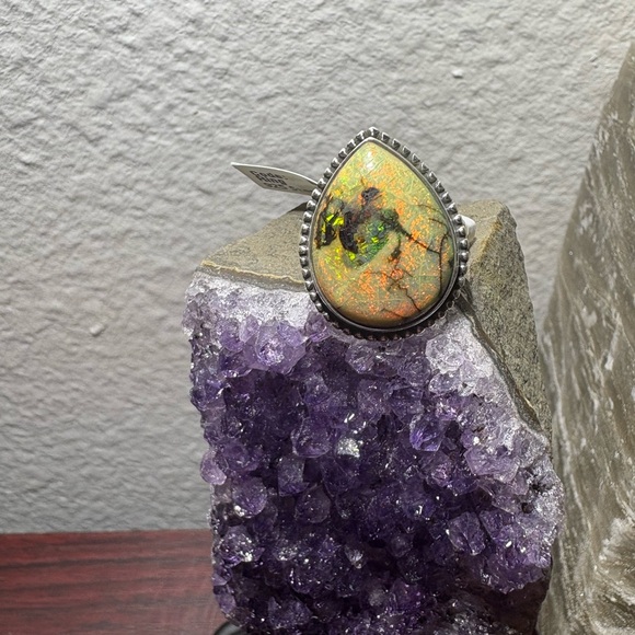 Monarch Opal Gemstone - Picture 1 of 8